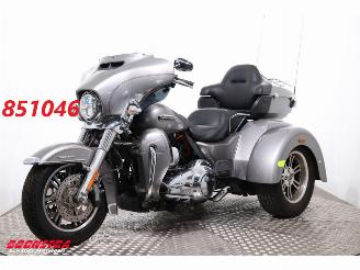 begagnad bil motor Harley-Davidson  FLHTCUTG Tri Glide Ultra Classic 5HD! LED ABS Cruise Reverse 28.802 km! 2016/7