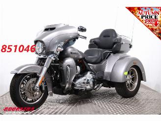 okazja motocykle Harley-Davidson  FLHTCUTG Tri Glide Ultra Classic 5HD! LED ABS Cruise Reverse 28.802 km! 2016/7