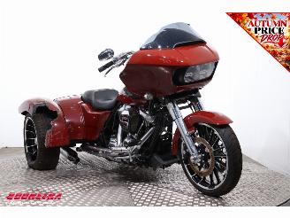 Harley-Davidson  FLRT Road Glide Trike ABS LED Cruise picture 2
