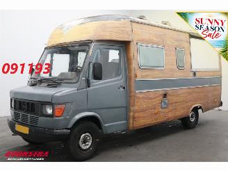 krockskadad bil bedrijf Mercedes  307 D AHK Verkauf Markt Foodtruck APK 05-2027!! 1980/2