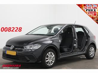 Schadeauto Volkswagen Polo 1.0 MPI Teilediebstahl Edition Cruise Airco Virtual Apple/Android PDC 2025/10