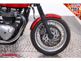 Triumph Thruxton 1200 Vance Hines picture 9