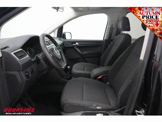 Volkswagen Caddy maxi 2.0 TDI 5-Pers. + Behindertengerecht Rollstuhl Airco picture 15