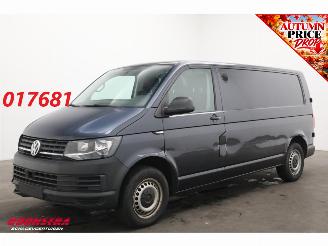 skadebil bedrijf Volkswagen Transporter 2.0 TDI 150 PK DSG L2-H1 Navi Airco Apple/Android PDC 2018/10