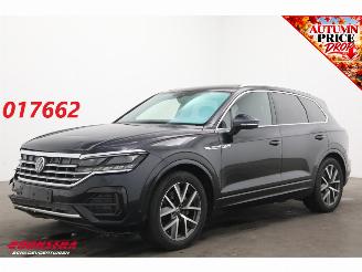 Schadeauto Volkswagen Touareg 3.0 TDI 4motion R-Line HUD Pano ACC SHZ Virtual 360° PDC AHK 2021/11