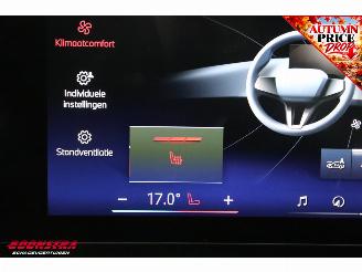 BMW 2-serie Coupé 220i M Sport Cruise Navi SHZ Virtual Apple/Android Camera PDC picture 22