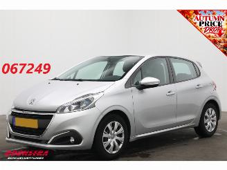 Avarii autoturisme Peugeot 208 1.2 PT Blue Lion Cruise Navi Airco Org.NL + NAP 2018/8