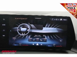 BMW 1-serie 120 M Sport Design Edition ACC Navi Clima Virtual Apple/Android Camera PDC picture 37