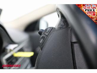 Volvo V-70 2.0D Kinetic Cruise Navi Clima Leder PDC picture 15
