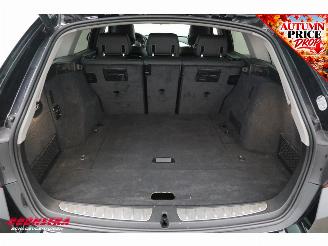 BMW 3-serie Touring 318i Edition Sport line Shadow LED Navi Clima SHZ Leder PDC AHK picture 19