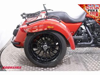 Harley-Davidson  FLRT Freewheeler 114 1.398 km! Tri Glide picture 18