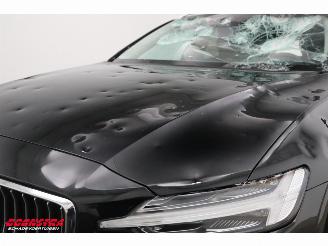 Volvo V-60 2.0 T8 Twin Engine AWD R-Design Pano Navi Virtual Memory Leder SHZ LrHZ Camera PDC AHK picture 11