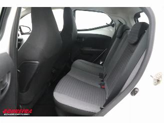 Toyota Aygo 1.0 VVT-i x-play Teilediebstahl Navi Airco Apple/Android Camera picture 13