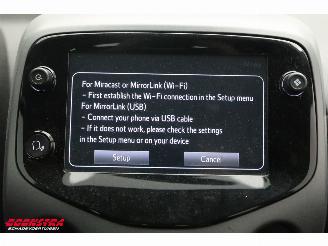 Toyota Aygo 1.0 VVT-i x-play Teilediebstahl Navi Airco Apple/Android Camera picture 21