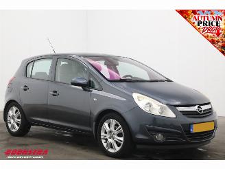 Opel Corsa 1.2-16V Cosmo Clima PDC picture 2