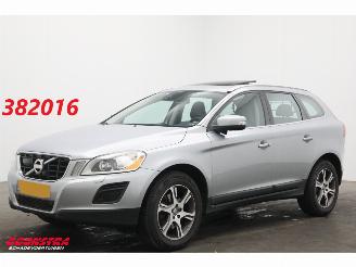 krockskadad bil auto Volvo Xc-60 2.0 T5 Aut. Summum Pano ACC Memory Leder AHK SHZ Camera PDC Navi 2012/8