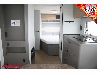 Burstner  Averso 465 TS B66 Rondzit Frans bed picture 7