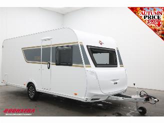 Burstner  Averso 465 TS B66 Rondzit Frans bed picture 2