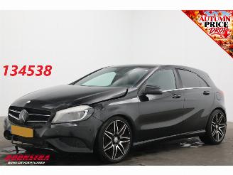 Vaurioauto  passenger cars Mercedes A-klasse 180 CDI Ambition Cruise Navi Airco Bluetooth PDC AHK 2013/8