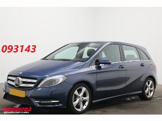 Vaurioauto  passenger cars Mercedes B-klasse 180 Ambition Camera AHK Memory Clima Cruise AppleCarplay/Androidauto 2012/8