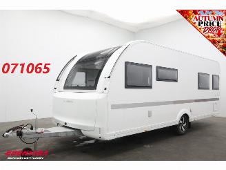 Vaurioauto  caravans Adria  Adora 572 UT All-in Airco Lengtebed LMV DeLonghi ATC 2026