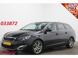 Coche accidentado Peugeot 308 SW 1.2 PureTech Allure Denon Cruise Navi Clima Camera PDC 2016/2