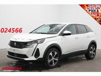 Damaged car Peugeot 3008 1.5 BlueHDi Aut. Allure Pack Business LED ACC Apple/Android SHZ 2021/2