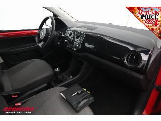 Volkswagen Up! 1.0 move up! BlueMotion Airco picture 6