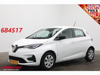 uszkodzony samochody osobowe Renault Zoé R110 Life inkl.Batterie 52 kWh Cruise Navi Virtual Apple/Android PDC Airco 2021/6