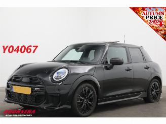 skadebil auto Mini Cooper S 2.0 Cooper S JCW XL 5-Drs Pano HUD 360° Memory H/K Massage LrHZ SHZ LED 2026/1