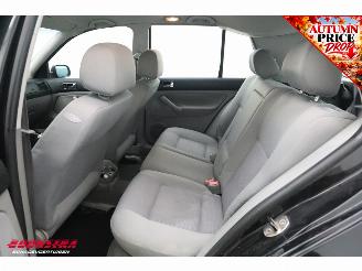 Volkswagen Golf 1.6-16V Comfortline 5-Drs. Airco Cruise APK 03-2027 picture 9