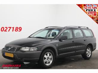occasion passenger cars Volvo V-70 Cross Country 2.4 T AWD Comfort Line Cruise Leder Memory PDC AHK 2001/3