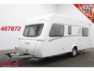 krockskadad bil caravan Eriba  Nova Light 442 Luifel Lengtebed Treinzit 1600kg NIEUW / NEU 2026