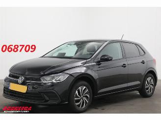 uszkodzony samochody osobowe Volkswagen Polo 1.0 TSI DSG Life Edition ACC Navi Virtual Apple/Android Camera PDC Airco 2025/8