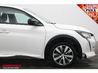 Peugeot e-208 EV Active Pack 50 kWh Cruise Navi Apple/Android PDC Clima picture 6