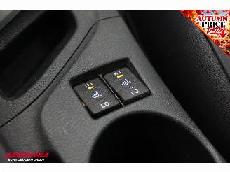 Toyota Auris 1.8 Hybrid Executive Aut. Camera SHZ Clima Cruise Navi LED picture 17