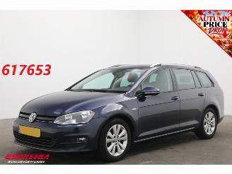 skadebil auto Volkswagen Golf Variant 1.0 TSI Connected Series Cruise Navi Apple/Android Camera PDC AHK Clima 2016/5