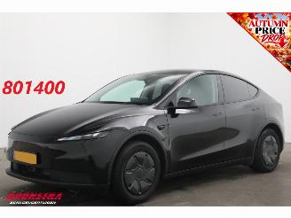 Voiture accidenté Tesla Model Y Standard RWD 58 kWh Fahrbar ACC Navi Apple/Android Camera Clima 2026/1
