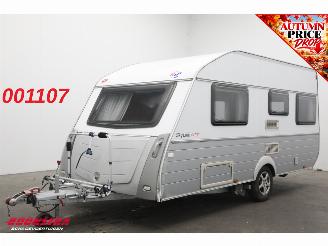 krockskadad bil caravan Kip  Skyline 44 TDB Mover Fietsendrager Lengtebed Middenkeuken Treinzit 2009/5