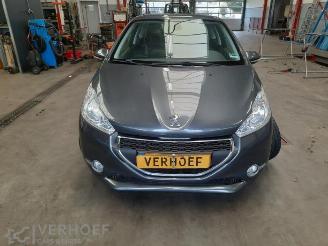 Autoverwertung Peugeot 208 208 I (CA/CC/CK/CL), Hatchback, 2012 / 2019 1.2 Vti 12V PureTech 82 2012/11