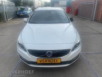 Autoverwertung Volvo V-60 V60 I (FW/GW), Combi, 2010 / 2018 2.0 D2 16V 2016/6