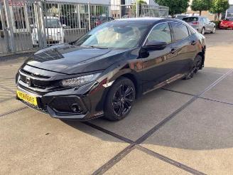 Vrakbiler auto Honda Civic Civic (FK6/7/8/9), Hatchback, 2017 1.0i VTEC Turbo 12V 2018/5