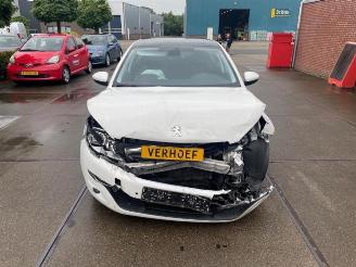 Vrakbiler auto Peugeot 308 308 (L3/L8/LB/LH/LP), Hatchback 5-drs, 2013 / 2021 1.6 16V THP 2014/7