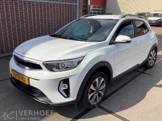 disassembly passenger cars Kia Stonic Stonic (YB), SUV, 2017 1.0i T-GDi 12V Eco-Dynamics+ 2021/12