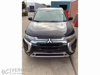 rozbiórka samochody osobowe Mitsubishi Outlander Outlander (GF/GG), SUV, 2012 / 2022 2.4 16V PHEV 4x4 2019/5