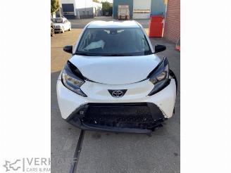 disassembly passenger cars Toyota Aygo Aygo X, Hatchback, 2022 1.0 12V VVT-i 2023/5
