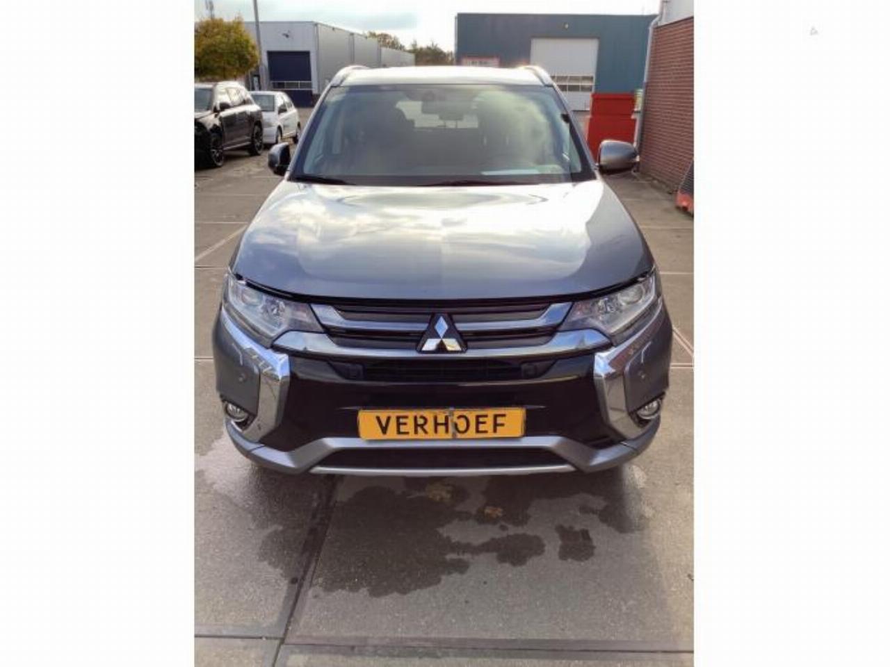 Mitsubishi Outlander Outlander (GF/GG), SUV, 2012 / 2022 2.0 16V PHEV 4x4