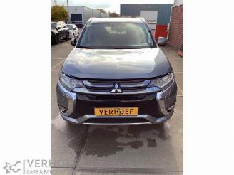 rozbiórka samochody osobowe Mitsubishi Outlander Outlander (GF/GG), SUV, 2012 / 2022 2.0 16V PHEV 4x4 2016/12