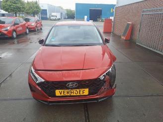 Auto da rottamare Hyundai I-20 i20 (BC3), Hatchback 5-drs, 2020 1.0 T-GDI 100 Mild Hybrid 48V 12V 2023/7
