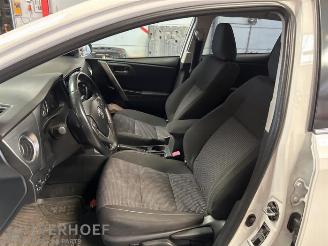 Toyota Auris Auris (E18), Hatchback 5-drs, 2012 / 2019 1.6 Dual VVT-i 16V picture 6